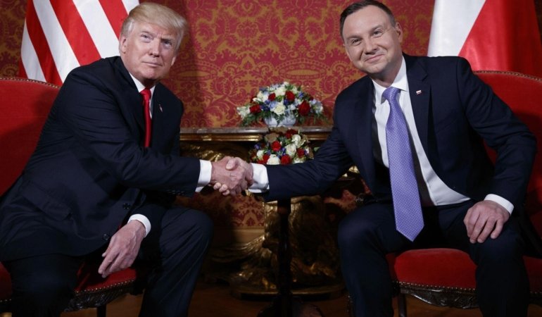 Polonya Cumhurbaşkanı Duda’dan ABD’ye Nükleer Silah Daveti