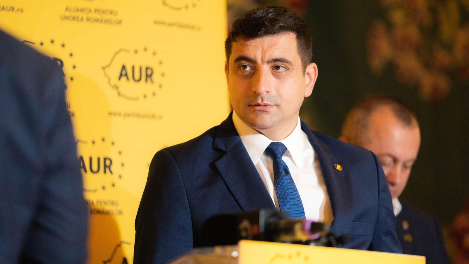 romanyada-cumhurbaskanligi-secim-yarislari-ve-son-gelismeler-v4b7Hugq.jpg