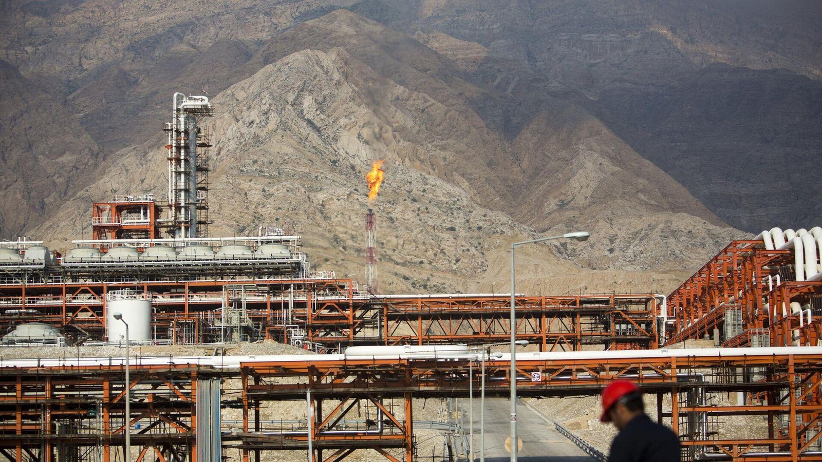 iran-ve-israil-arasindaki-catismalarin-enerji-piyasalarina-etkisi-uzerine-uzman-degerlendirmesi-78wsY5zG.jpg