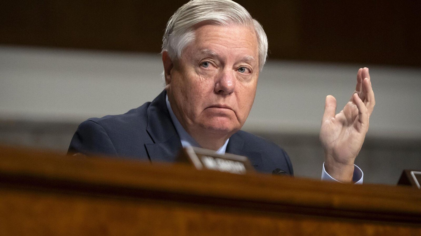 karim-el-umdadan-lindsey-grahamin-petrol-gumruk-vergisi-planina-degerlendirme-6OmTgirG.jpg