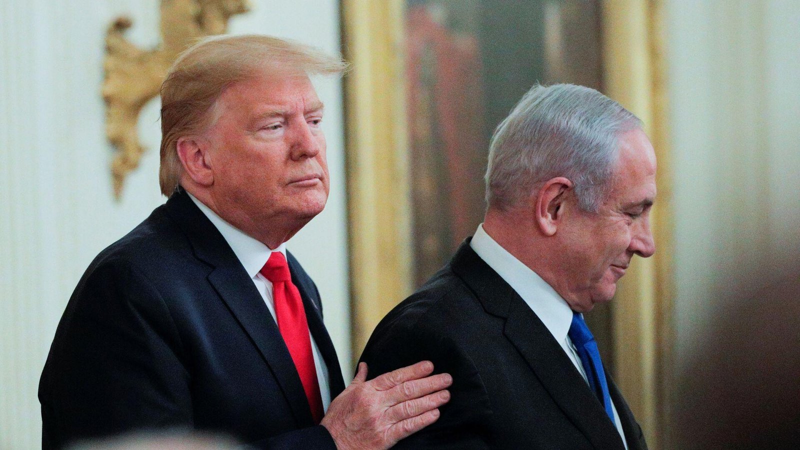 trump-netanyahu-bir-savas-kahramani-sanirim-ben-de-oyleyim-EefSqX8T.jpg