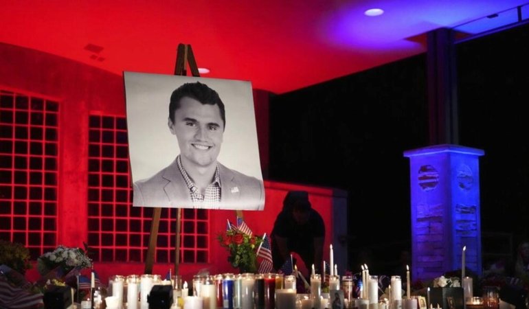 Kremlin Sözcüsü Peskov: Amerikan Toplumu Şu Anda Derin Kutballaşmış ve Şiddet Eğilimleri Artıyor