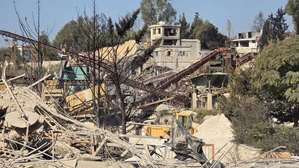 Lübnan’da Saldırılar ve Siyasi Reaksiyonlar: Altyapı Zararları ve Uluslararası Tepkiler