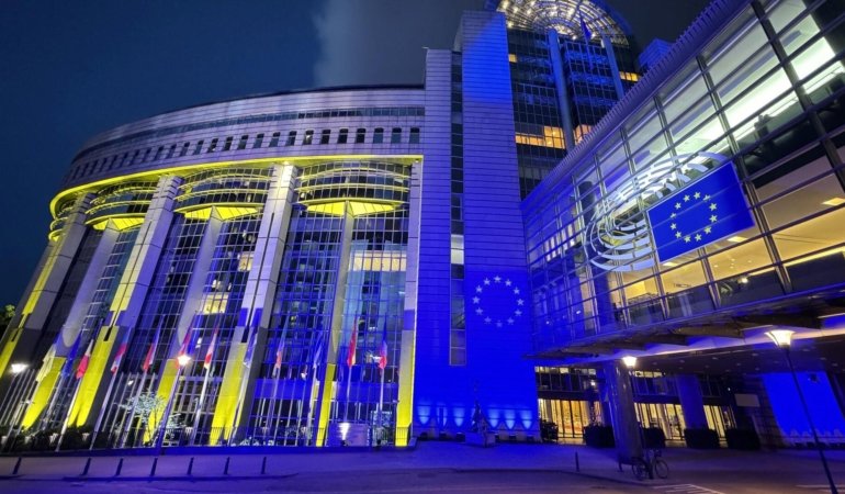 AB’nin Rus Varlıkları Üzerindeki Tutumunun Evrensel Etkileri ve Ukrayna Finansmanı Üzerindeki Yansımaları