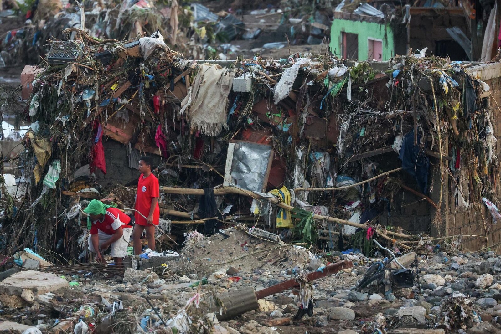Kalmaegi Tayfunu Sonrası Durum ve Yeni Tehdit: Yetkili Bilgilendirmesi