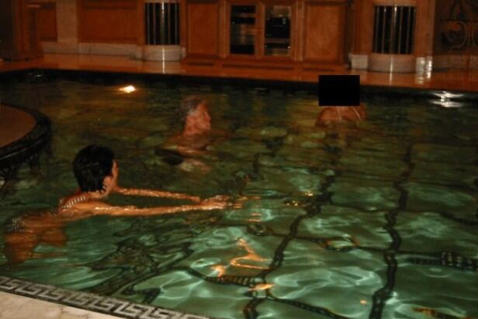 Epstein Dosyaları: Şeffaflık Yasağı ve Tanınmış İsimlerin Bağlantıları Üzerine Yeni Belgeler