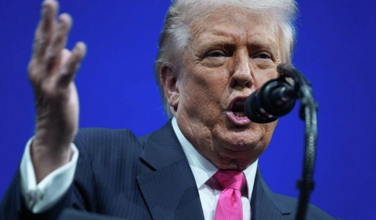 Epstein Dosyalarının Gündemde Tutulması ve Demokrat İsimlerin İCadı Avı Tartışması