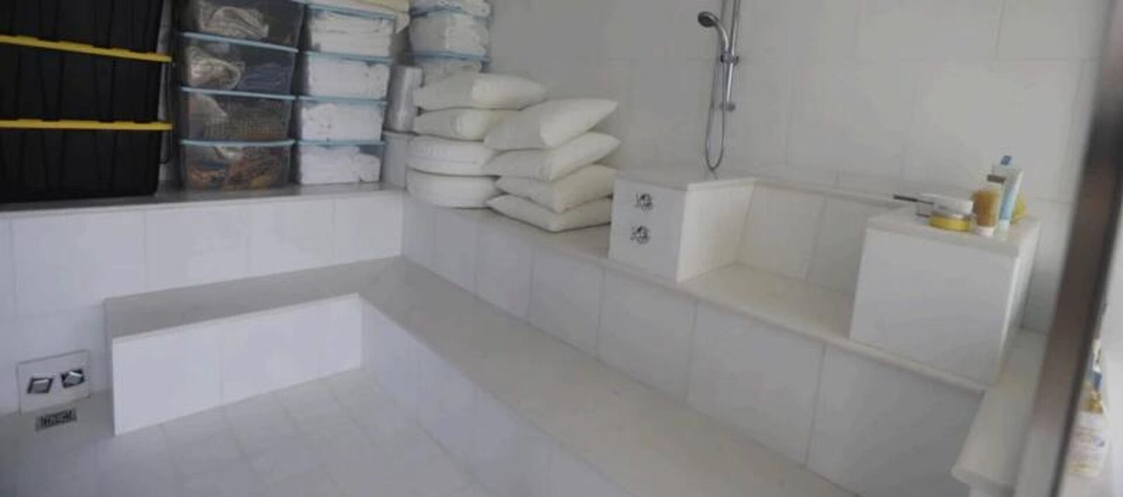 Gözatım Komitesi Demokrat Üyelerinin Epstein Adasıyla İlgili Görüntü Yayını