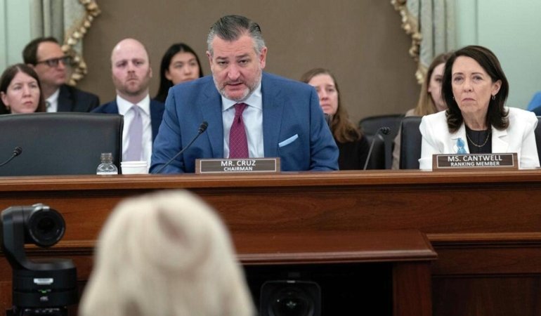 ABD İçinde Değişim Umudu ve Dış Politika Gelişmeleri: İran, Venezuela ve Küba Üzerine Bir Değerlendirme