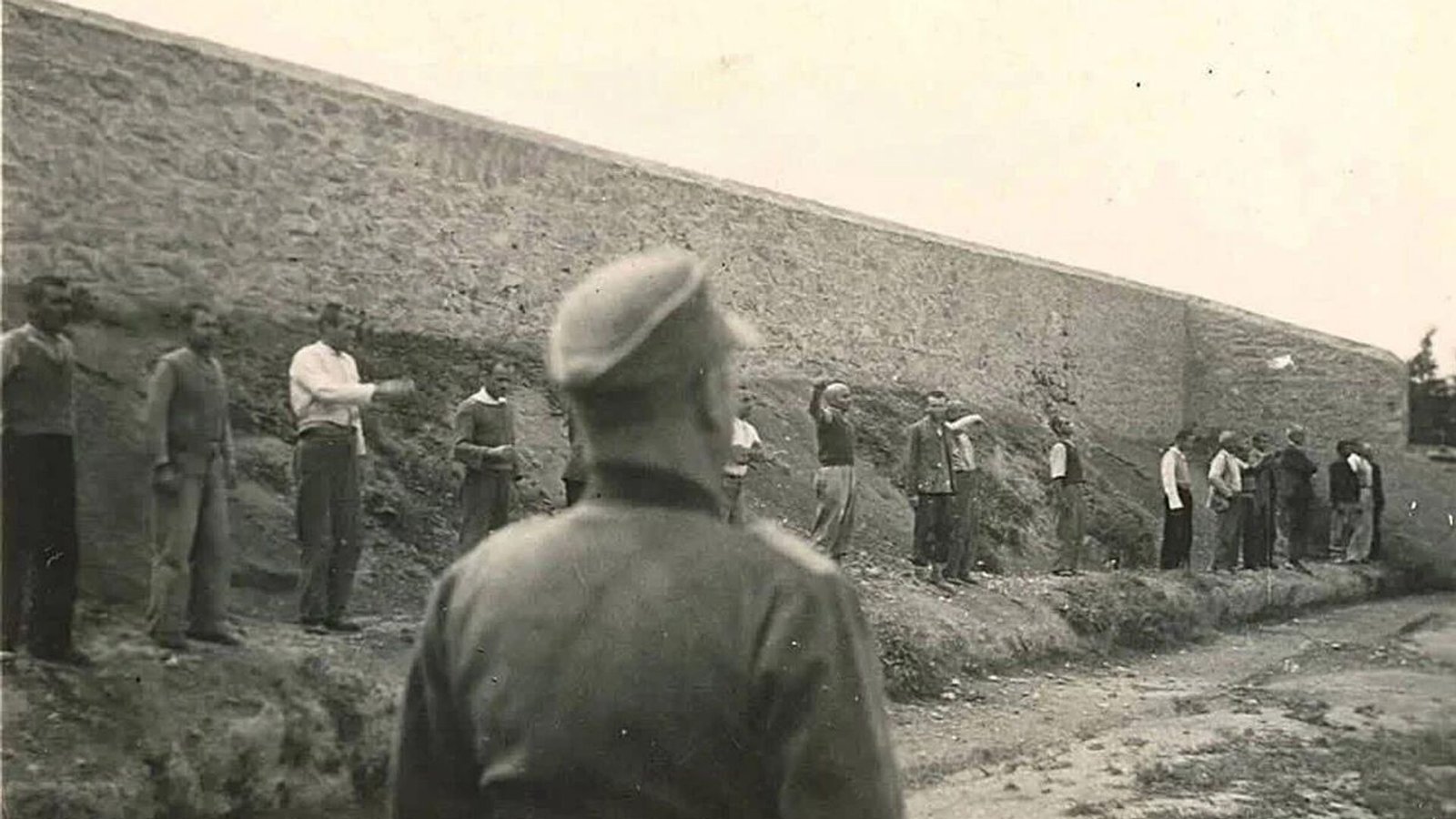 kesariani-nazi-isgali-altinda-1-mayis-1944-toplu-infazi-ve-fotograf-belgelerinin-gun-yuzune-PeN4NjDh.jpg