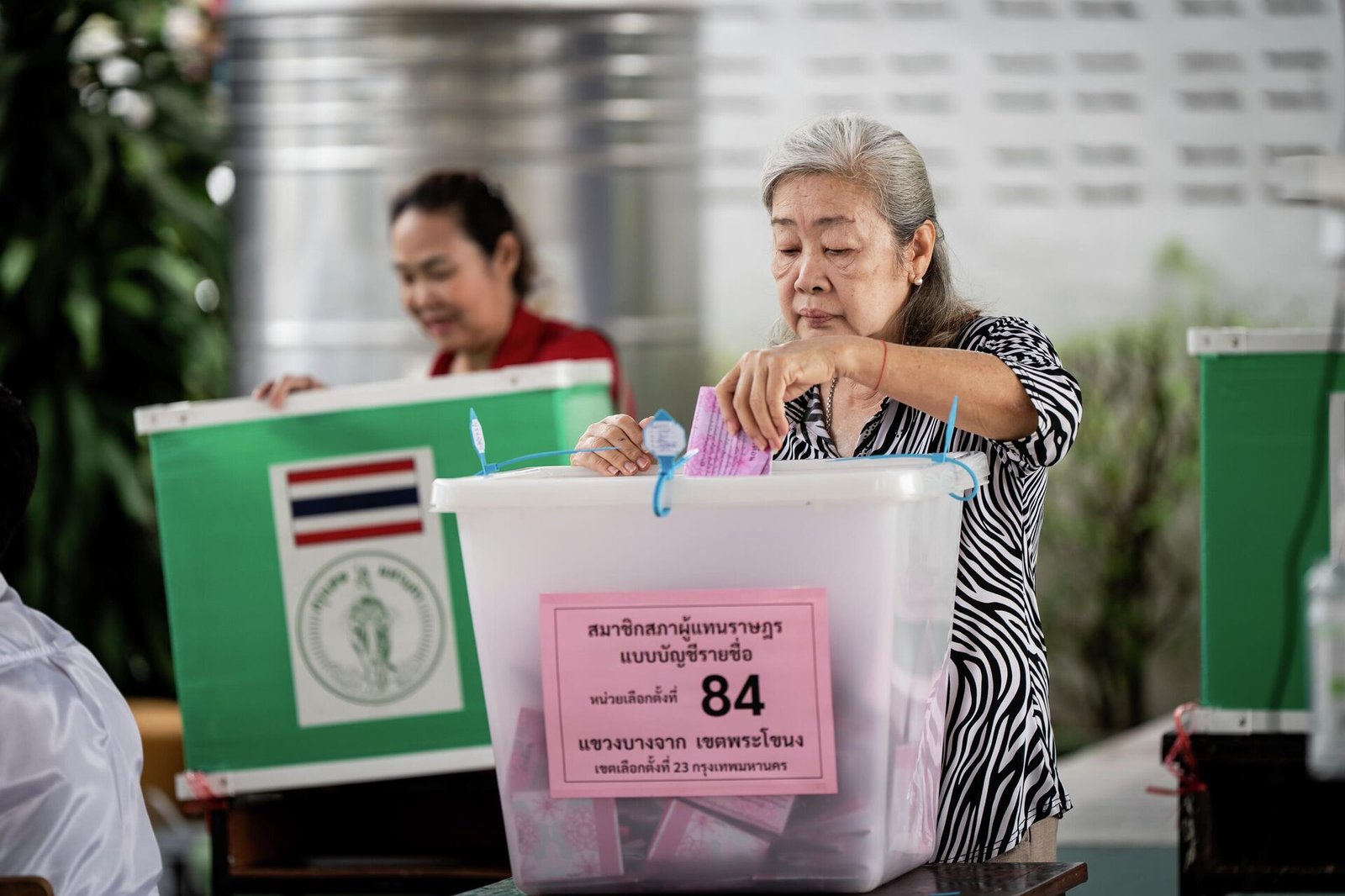 Türkiye Dışında Seçim Rüzgarı: Japonya ve Tayland'ta Erken Seçimler ve Referandumlar