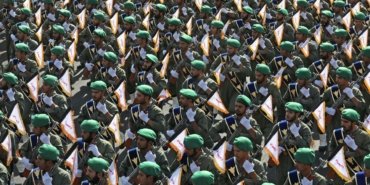 iran-devrim-muhafizlarindan-abd-sirketlerine-yonelik-saldiri-uyarisi-ve-tasra-bolgesel-tahliye-cagrisi-tFYPuMFX.jpg