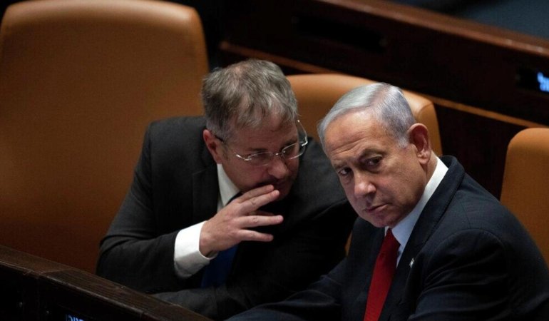 İsrail Bakanı Kisch’in Kapısında Yardım Çığlığı: Sığınak Arayan Öğretmenin Feryadı