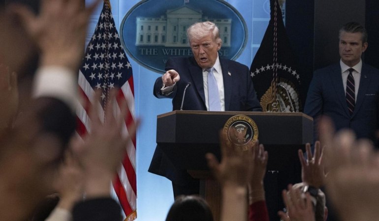 Trump Desteğinin Düşüşü ve Siyasi Belirsizlik: Anketler ve Analizler Işığında Kasım Seçimleri Yakınlaşıyor