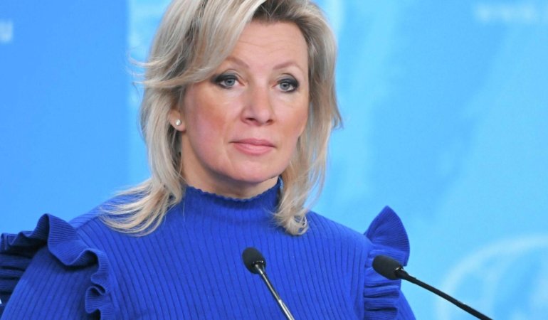 zaharova-batinin-demokrasi-anlayisina-siki-elestiri-ve-daimi-diplomatik-cozum-vurgusu-XJCF1dQb.jpg