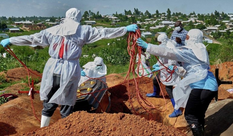 Ebola ve Komplo İnançlarının Toplumsal Etkileri: Güven ve Sağlık Hizmetleri Üzerindeki Baskılar