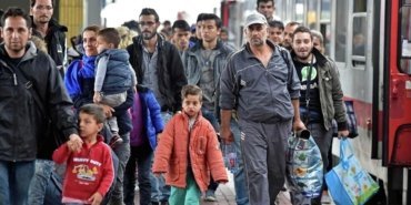 abde-goc-yonetiminde-yeni-donem-geri-gonderme-merkezleri-ve-gozalti-sureleri-JihJhEvm.jpg