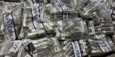 avustralyada-buyuk-narcolojik-operasyon-27-tona-kadar-kokain-ele-gecirildi-KhPqmejX.jpg