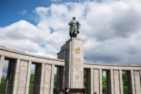 berlinin-anitsal-tartismasi-rusyayi-anma-ve-tarih-yaklasimi-uzerine-siyasi-tartismalar-mrusjgML.jpg