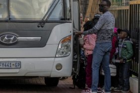 guney-afrikada-gocmenler-ve-yerel-tepkiler-durbanda-artan-baskilar-ve-tahliye-sureci-VHAbkhqk.jpg