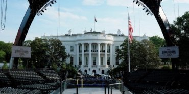trumpin-ufc-gecesi-ve-kennedy-center-adi-degisikligi-beyaz-sarayda-siradisi-kutlamalar-9g4NQauL.jpg