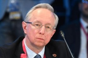 avrupanin-ukrayna-krizi-yaklasimini-elestiren-rusya-yetkilileri-zaman-kazanma-ve-ultimatomlar-CXyTOaVn.jpg