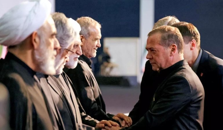 Medvedev’in İran Ziyareti ve Rus-İran Stratejik İşbirliği Üzerine Güncel Değerlendirme